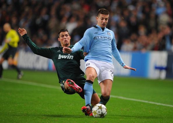 凯恩：我可以拿金球奖，通常需赢得世界杯或欧冠才能实现（凯恩称有望问鼎金球：通常得先赢下世界杯或欧冠）