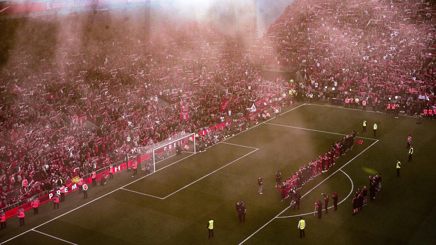 解放者杯半场：恩里克失良机，帕尔梅拉斯暂0-0弗拉门戈（解放者杯半场战报：恩里克错失良机，帕尔梅拉斯0-0弗拉门戈）