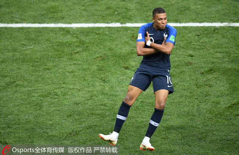 中超：上海海港3-1击败长春亚泰（中超：上海海港3-1力克长春亚泰）