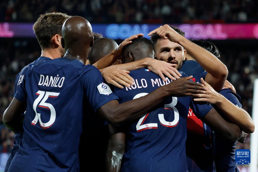 3：0！姆巴佩一条龙破门+超级世界波，连破2大纪录，皇马终结3连平（3-0！姆巴佩长途奔袭破门+远射世界波，连破两项纪录，皇马终结三连平）