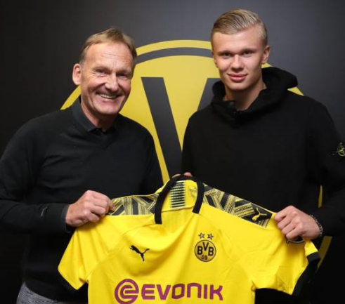 欧冠前瞻：巴萨誓报攻占诺坎普之仇，法兰克福刚经历客场惨案（欧冠前瞻：巴萨誓雪诺坎普之耻，法兰克福刚遭客场惨败）