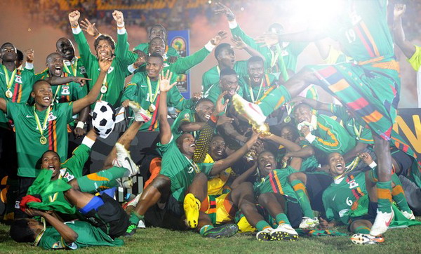 皇马相中曼联队长B费，他会是阿隆索的最好选择吗？（曼联队长B费获皇马青睐，他会是阿隆索的最佳人选吗？）