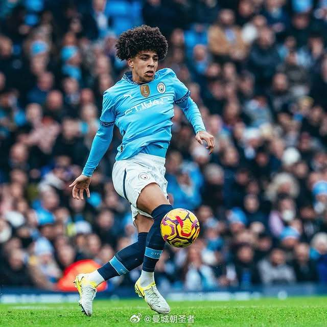 不只“空降”齐达内，腾讯还在“传奇现场”带来了新惊喜（齐达内空降只是开始，腾讯在“传奇现场”惊喜加码）