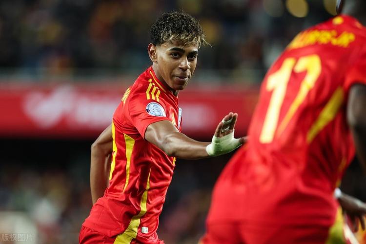 吉鲁回顾枪手生涯：三夺足总杯是巨大成就，争冠受限于阵容（吉鲁回忆阿森纳生涯：三夺足总杯成就非凡，阵容短板成争冠瓶颈）