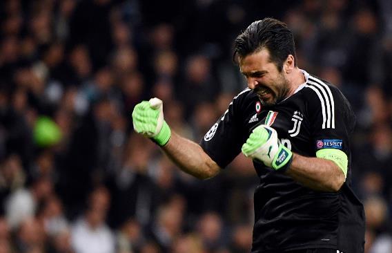 “六连冠”田径老将杨丽婉为聚光灯外的世界呼喊（六冠田径老将杨丽婉，为聚光灯之外的世界发声）