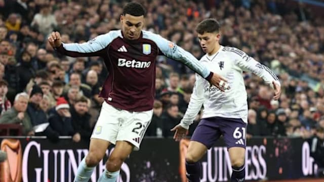 记者：邵佳一将现场观战西海岸vs亚泰，不会参与临场指挥工作（据记者透露，邵佳一将现场观看西海岸对阵亚泰，不参与临场指挥）