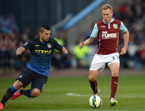 此前曾因性骚扰丑闻离职，斯基拉：奥维马斯接近重返阿贾克斯（斯基拉：曾因性骚扰风波离任的奥维马斯接近回归阿贾克斯）