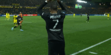 球星晒训练照，身体状态爆棚